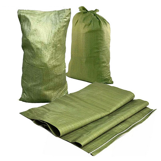 Зеленые строительные мешки